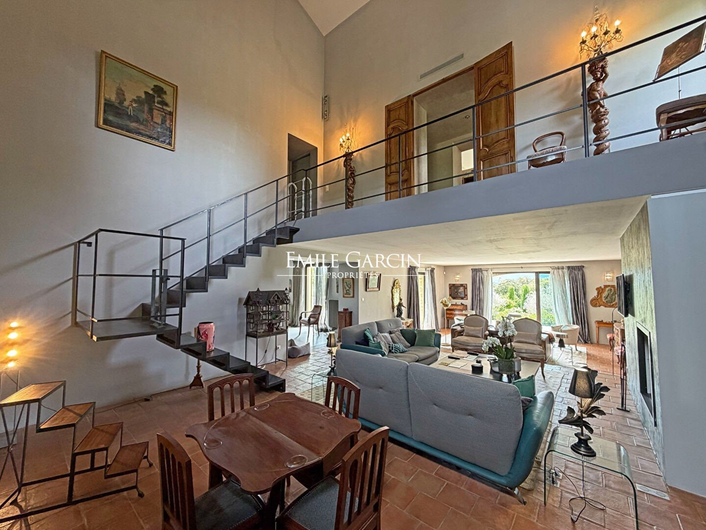 Maison à vendre, 300m², Cabrières-d'Avignon