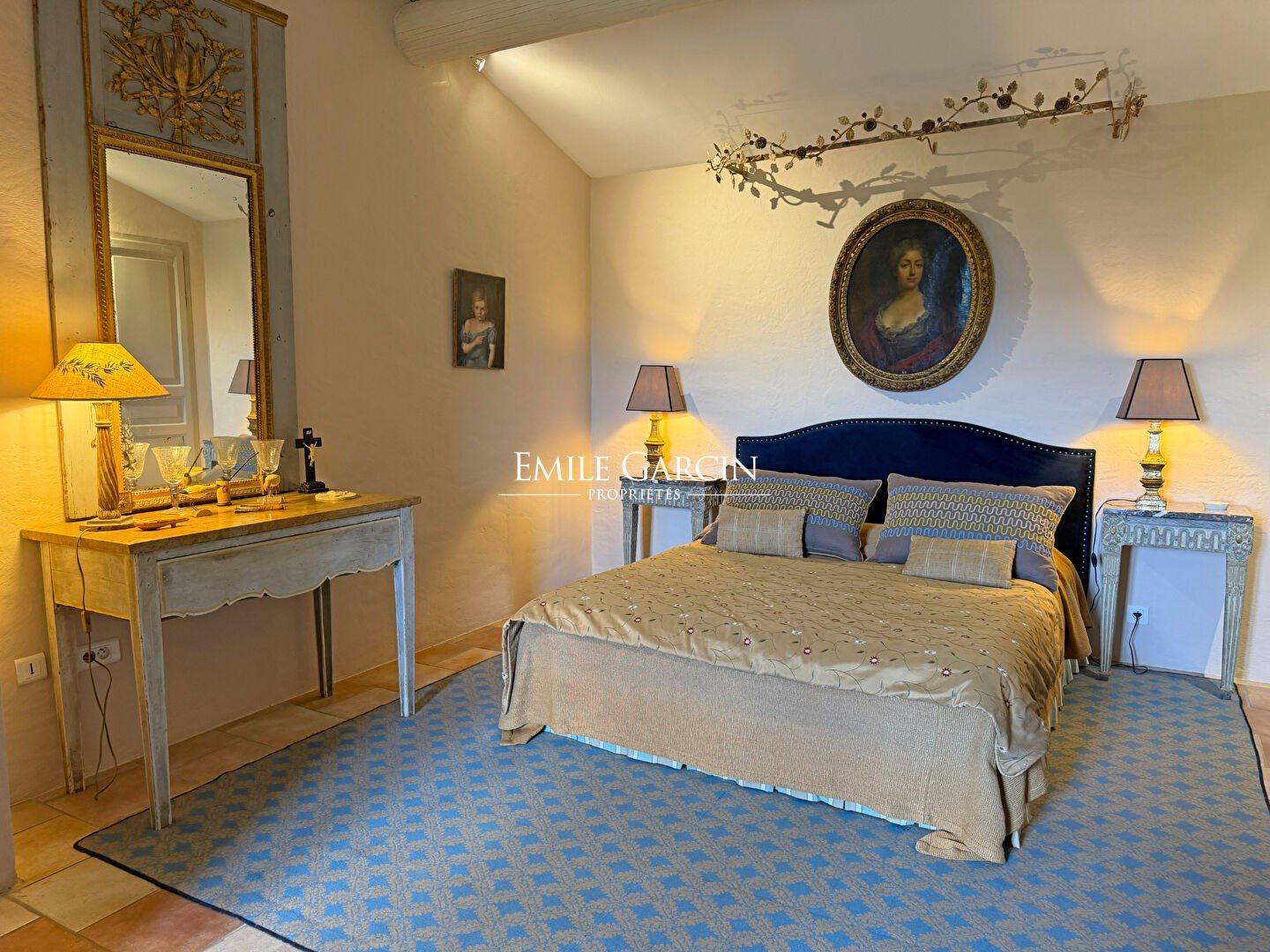 Maison à vendre, 300m², Cabrières-d'Avignon