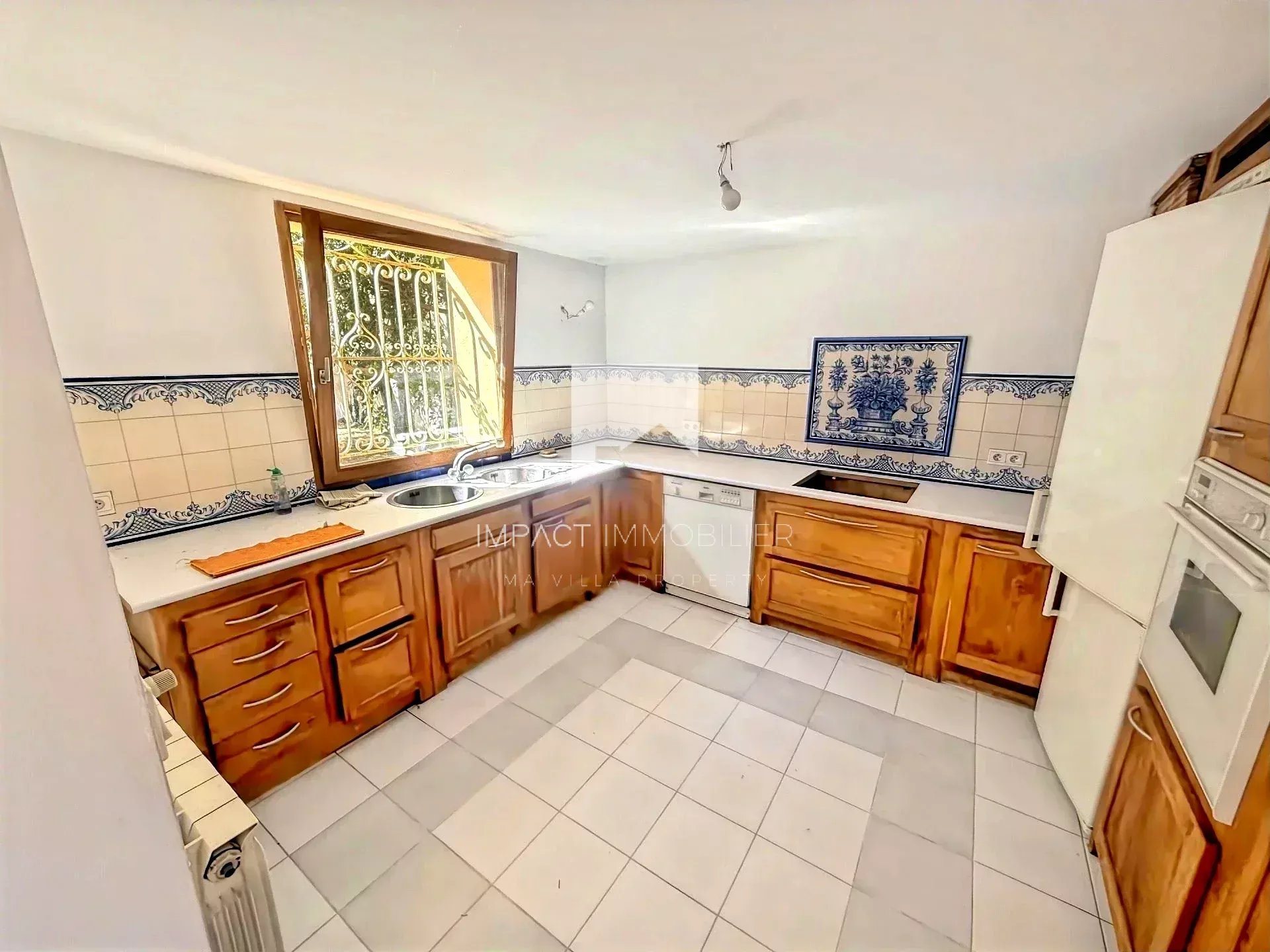 Maison à vendre, 197m², La Crau