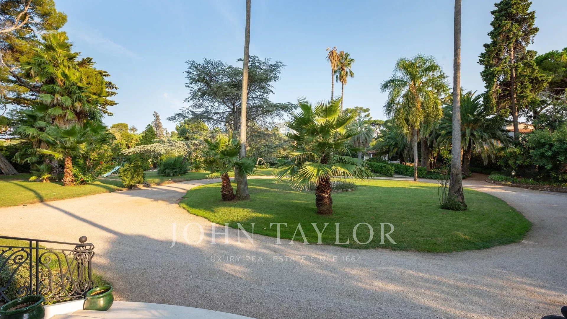 Maison à vendre, 667m², Antibes