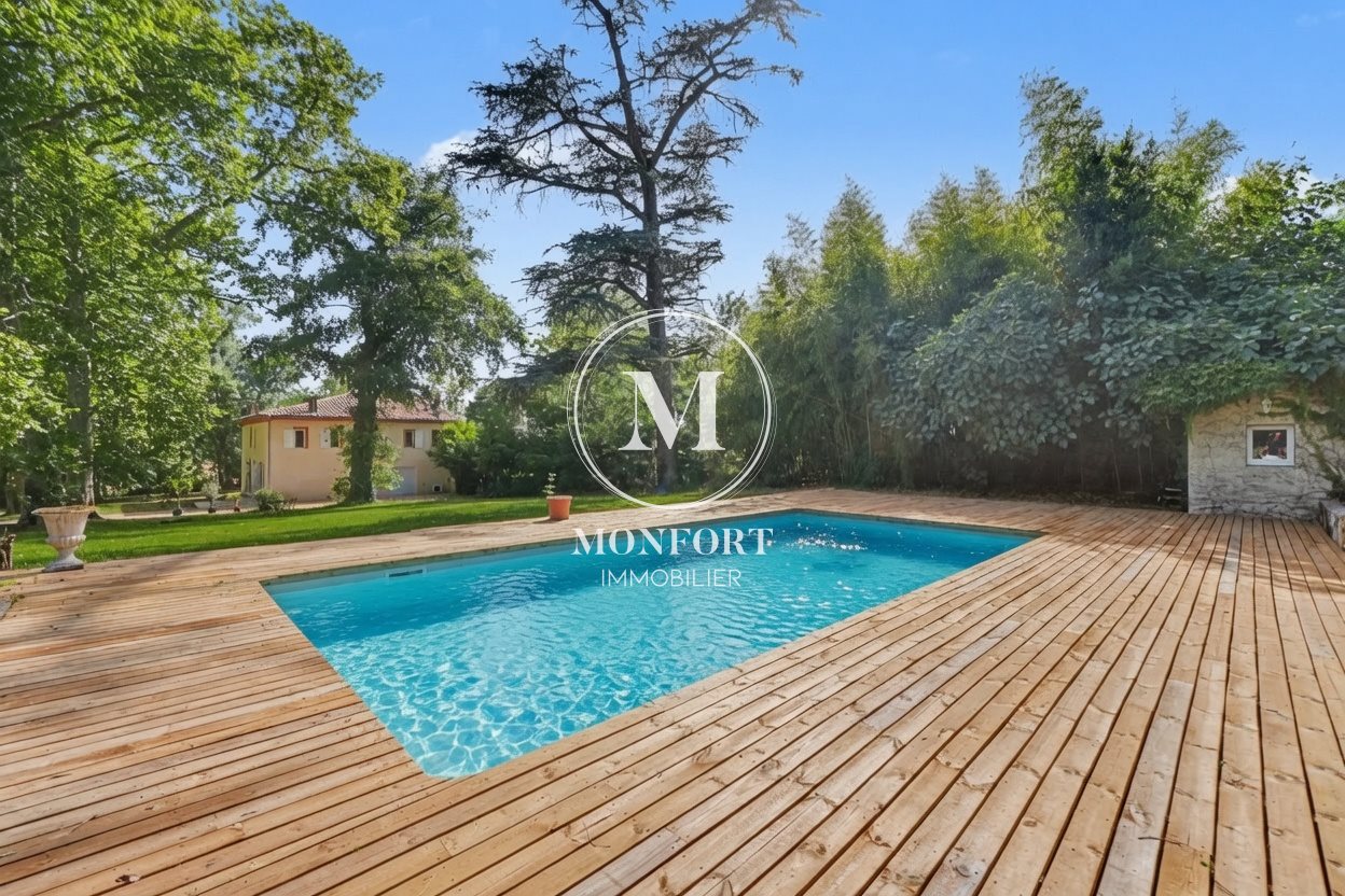 Maison à vendre, 310m², Bazus