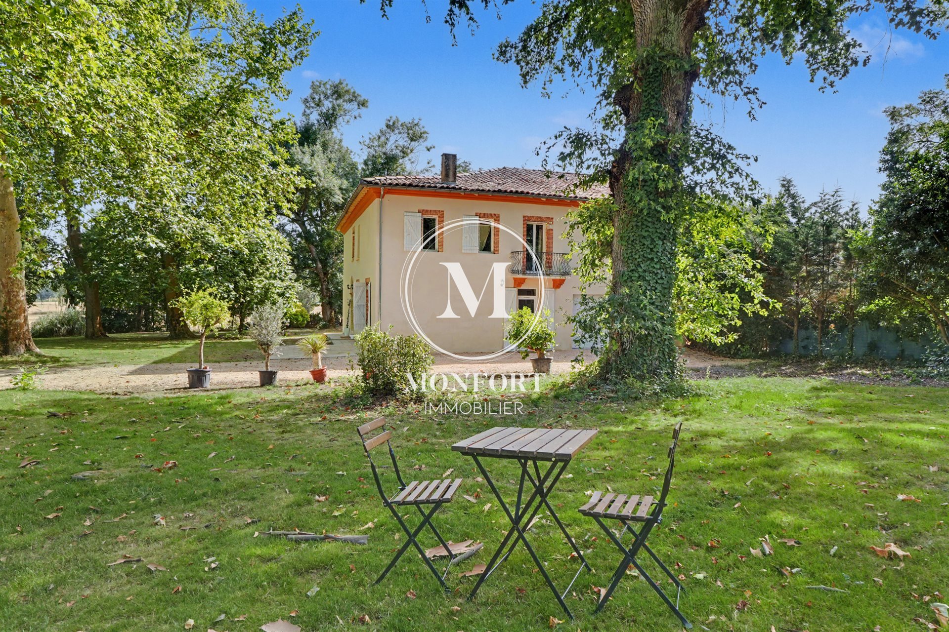 Maison à vendre, 310m², Bazus
