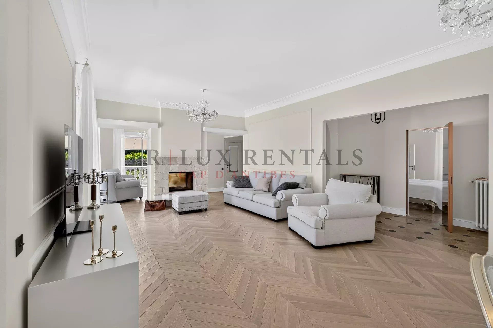 Maison à louer, 260m², Antibes
