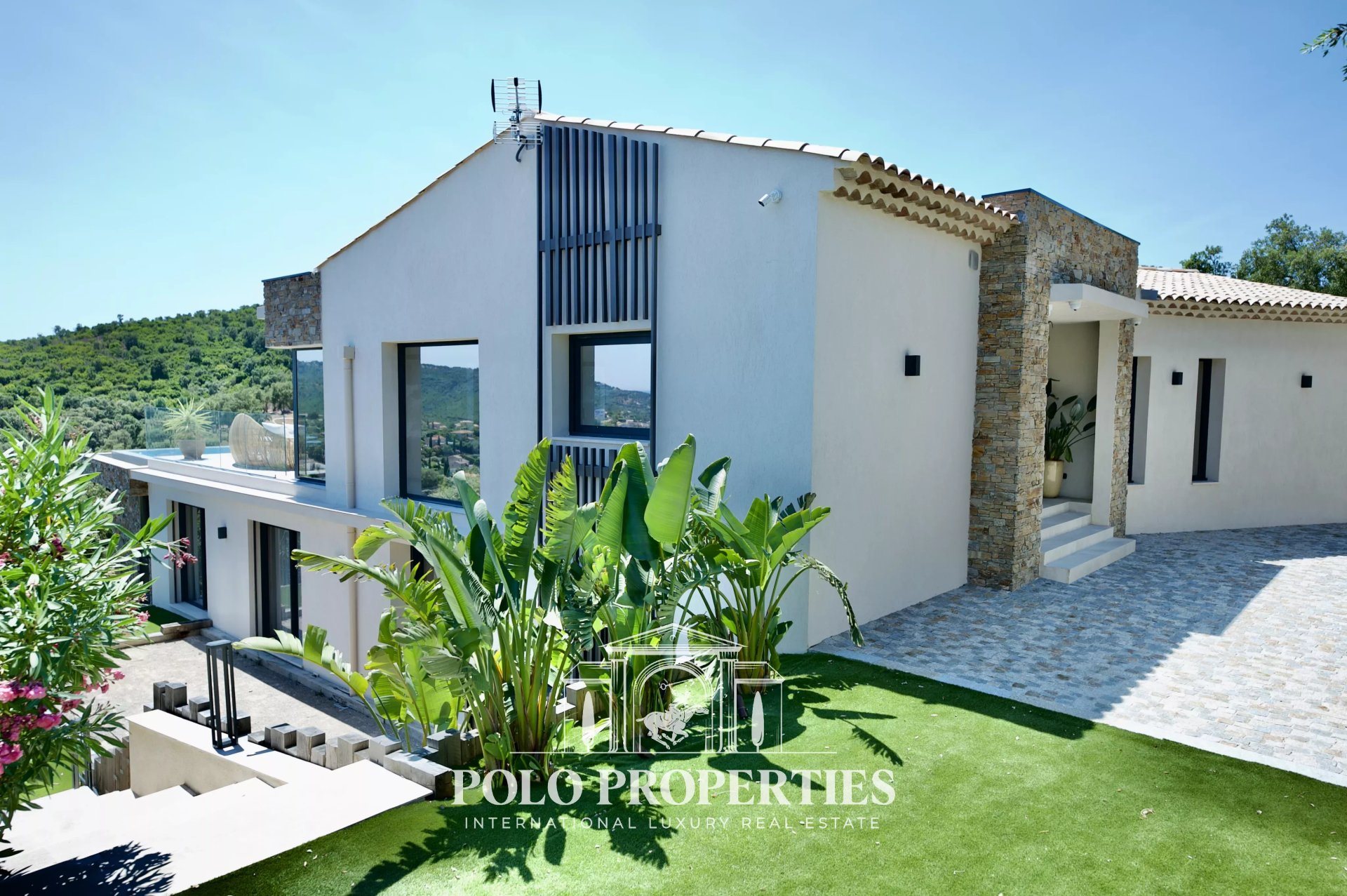 Maison à vendre, 257m², Roquebrune-sur-Argens