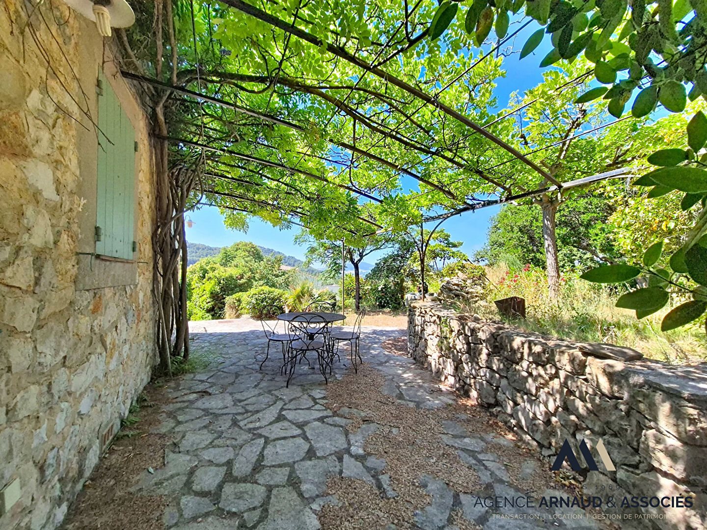 Maison à vendre, 133m², Castellet-en-Luberon