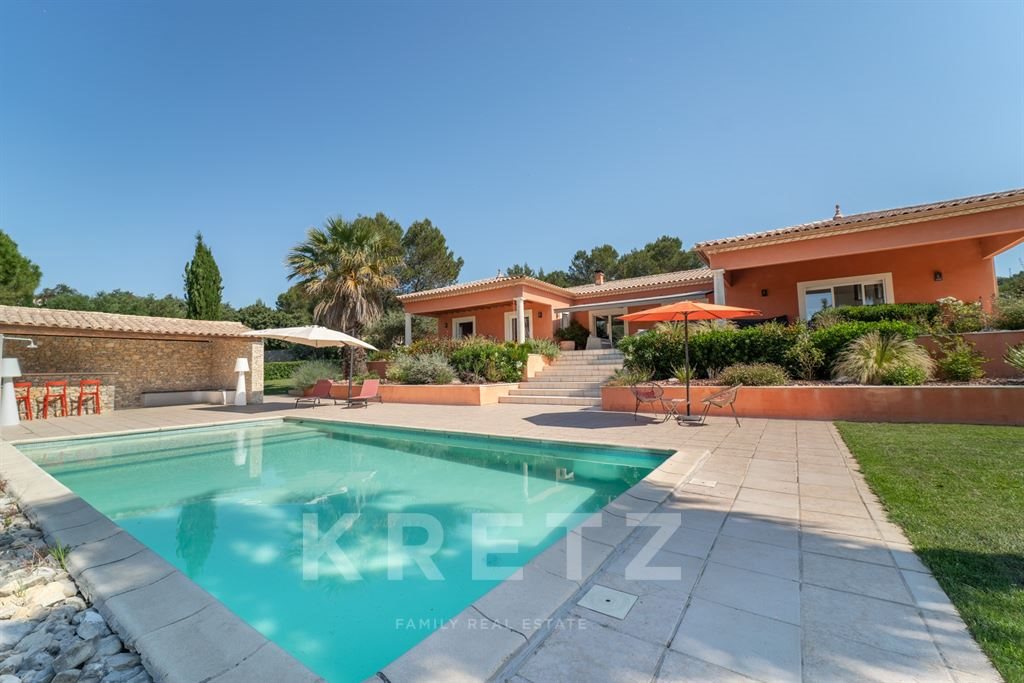 Maison à vendre, 217m², Nîmes
