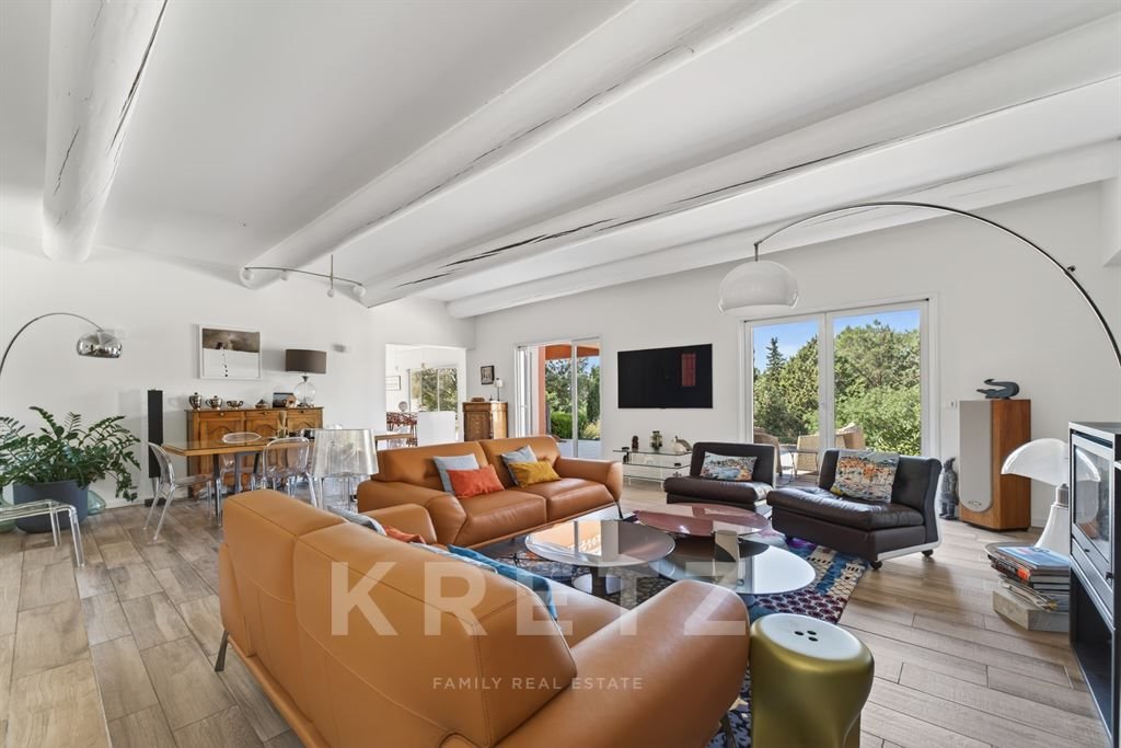 Maison à vendre, 217m², Nîmes