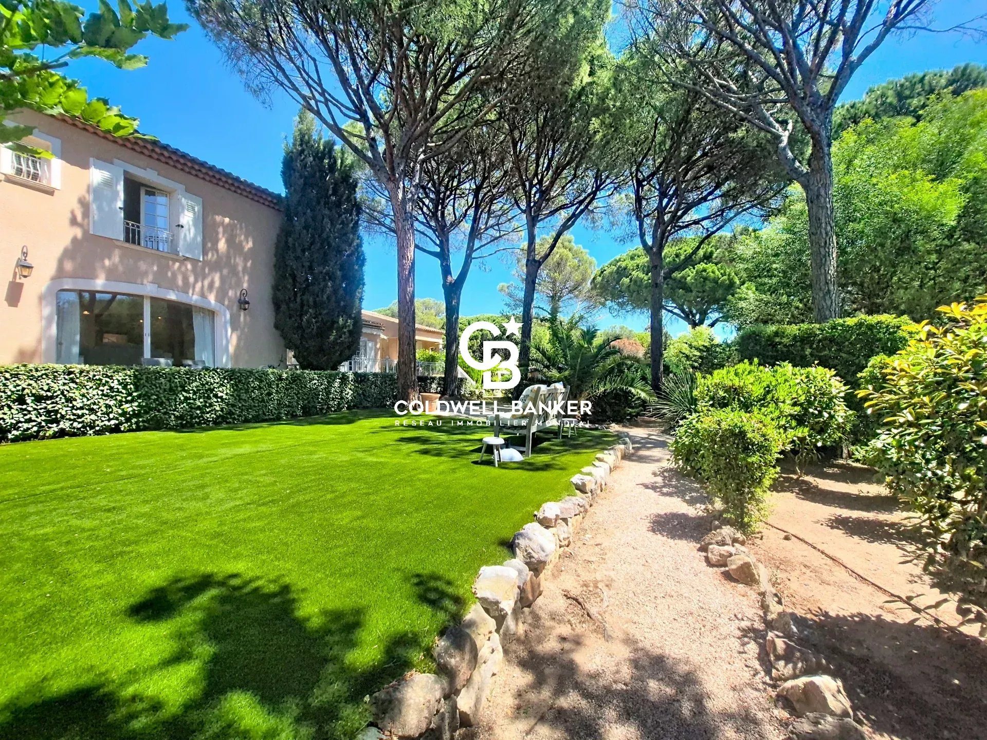 Maison à vendre, 275m², Saint-Raphaël