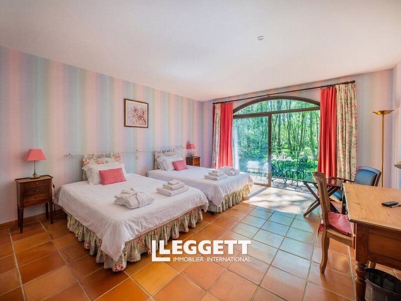 Maison à vendre, 1428m², Mosnac