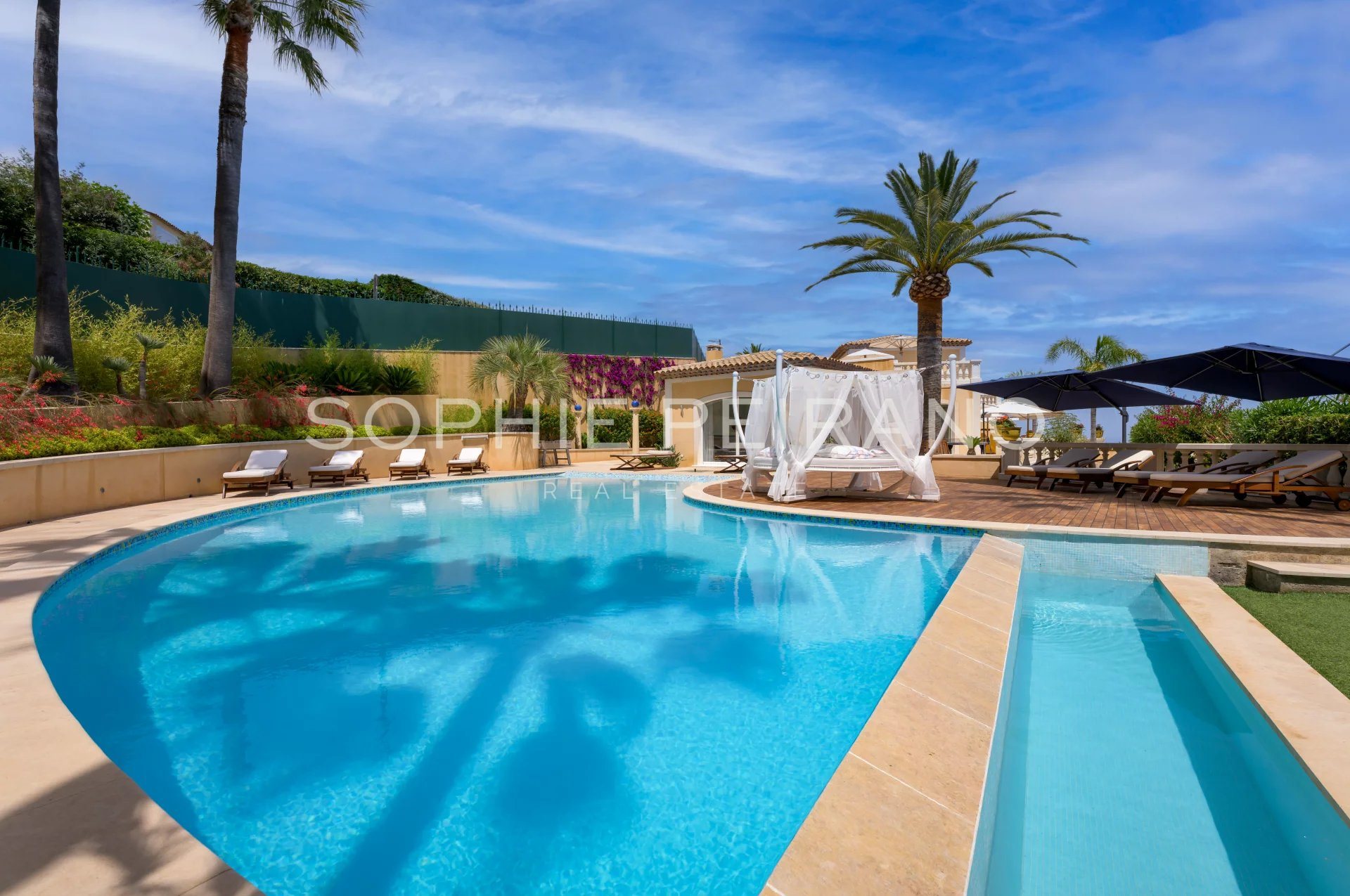 Maison à louer, 400m², Cannes
