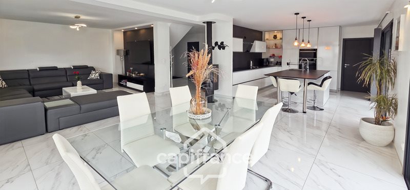 Maison à vendre, 165m², Versonnex