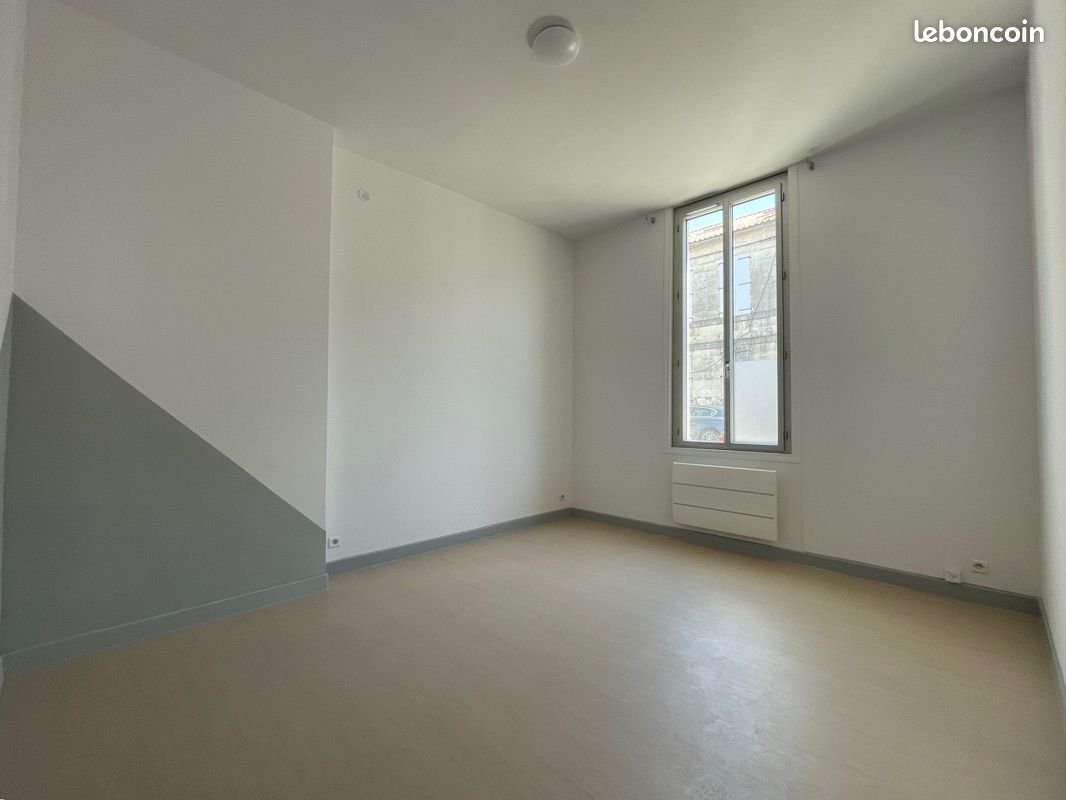 Appartement à louer, 23m², Rochefort