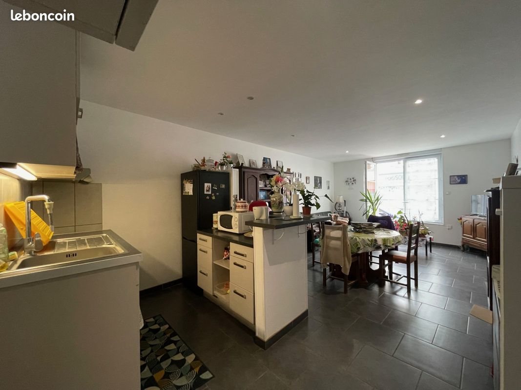 Appartement à louer, 43m², Rochefort