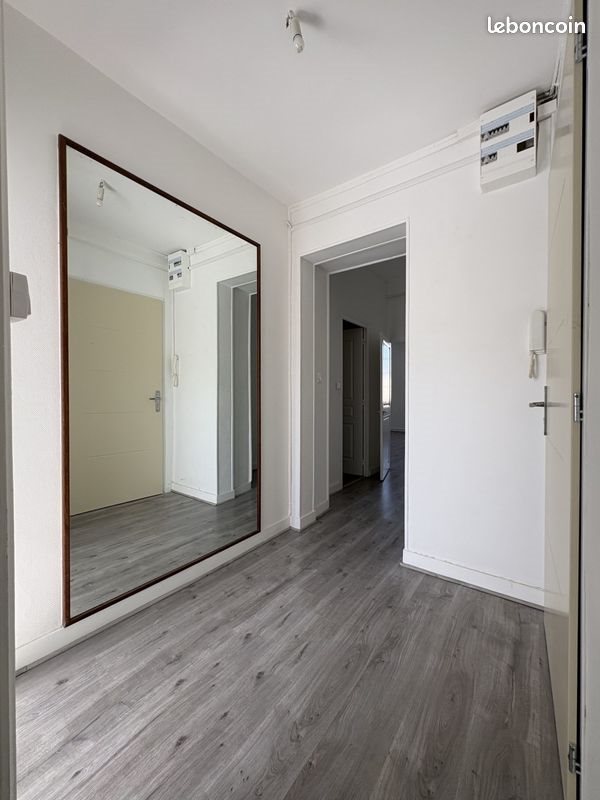 Appartement à louer, 84m², Rochefort