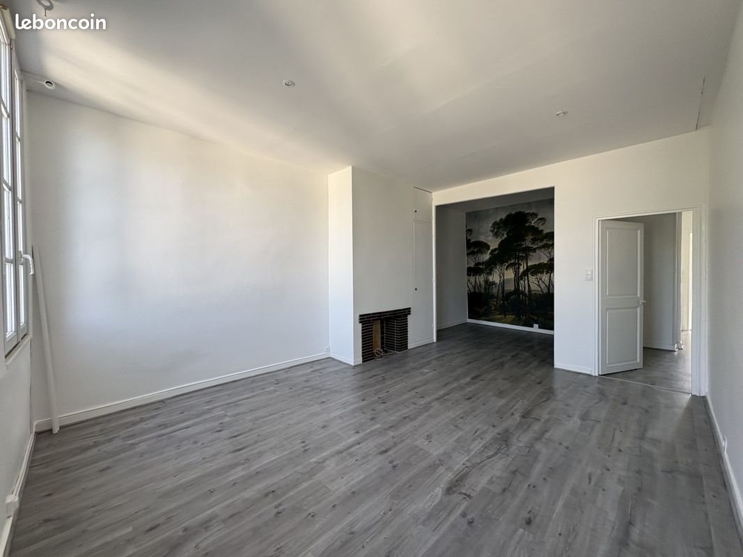 Appartement à louer, 84m², Rochefort
