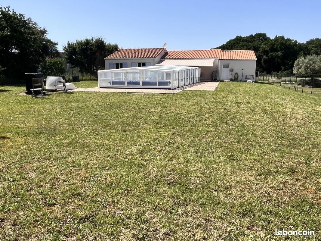 Maison à vendre, 123m², Soulignonne