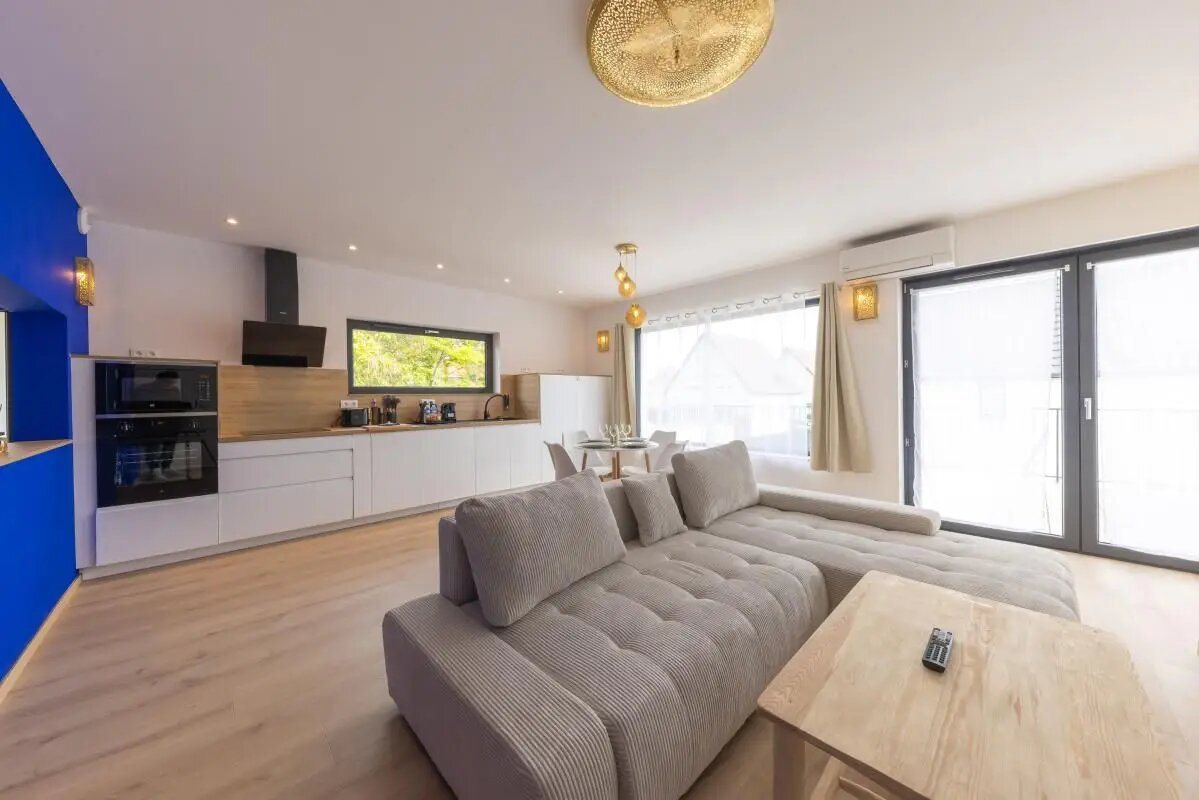 Appartement à louer, 84m², Mittelhausbergen