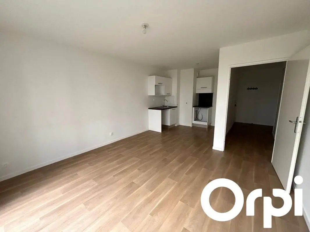 Appartement à louer, 43m², Trappes