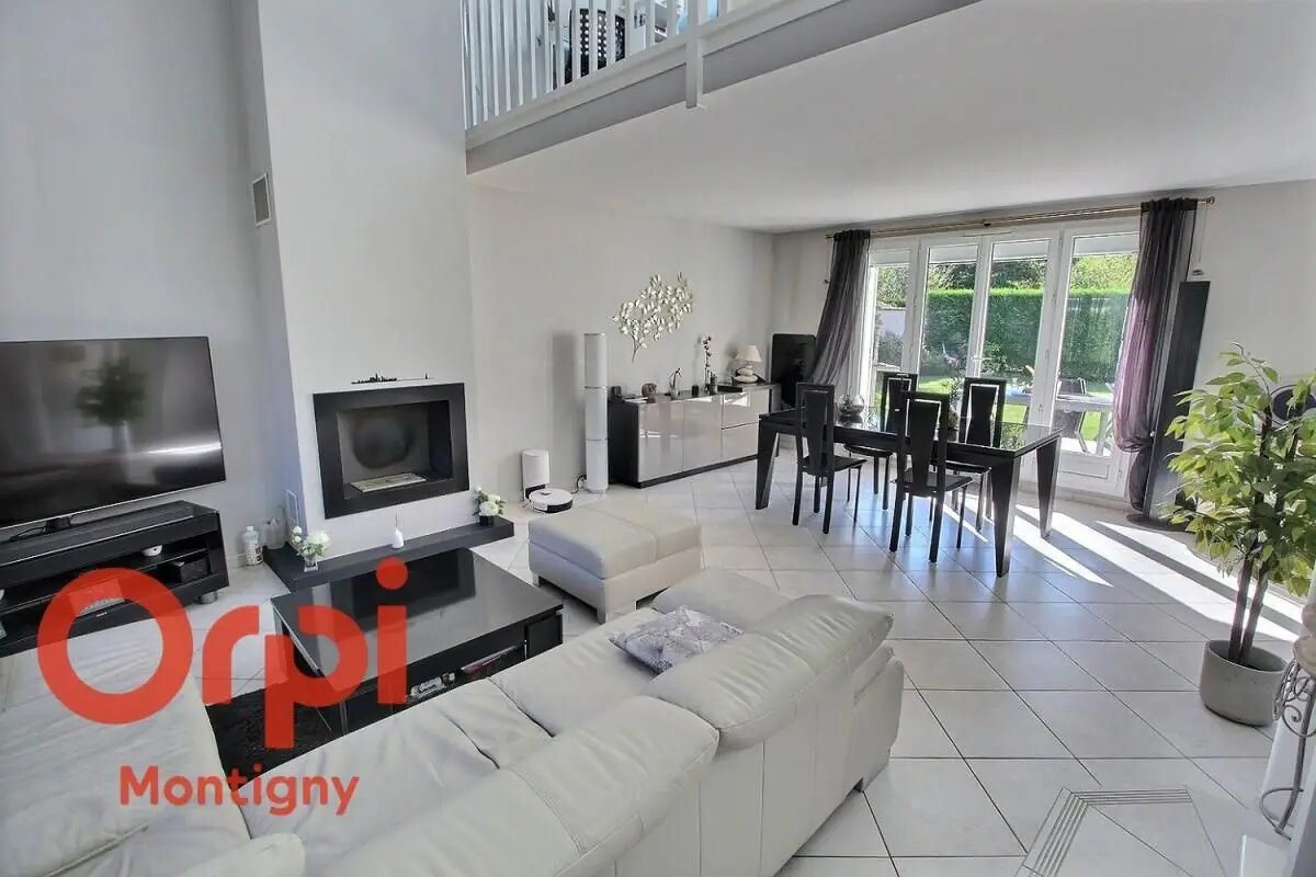 Maison à vendre, 132m², Montigny-le-Bretonneux