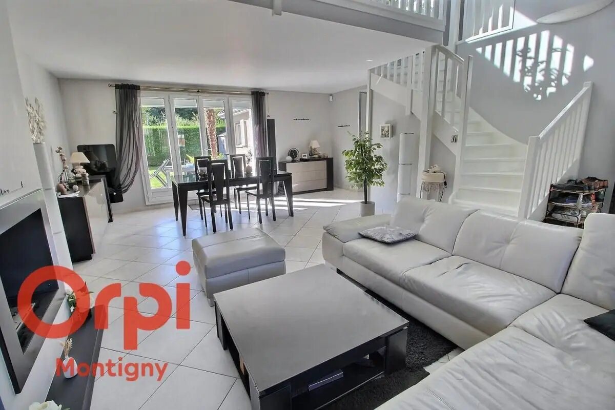 Maison à vendre, 132m², Montigny-le-Bretonneux