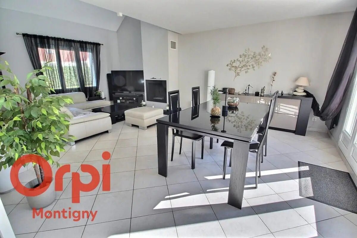 Maison à vendre, 132m², Montigny-le-Bretonneux
