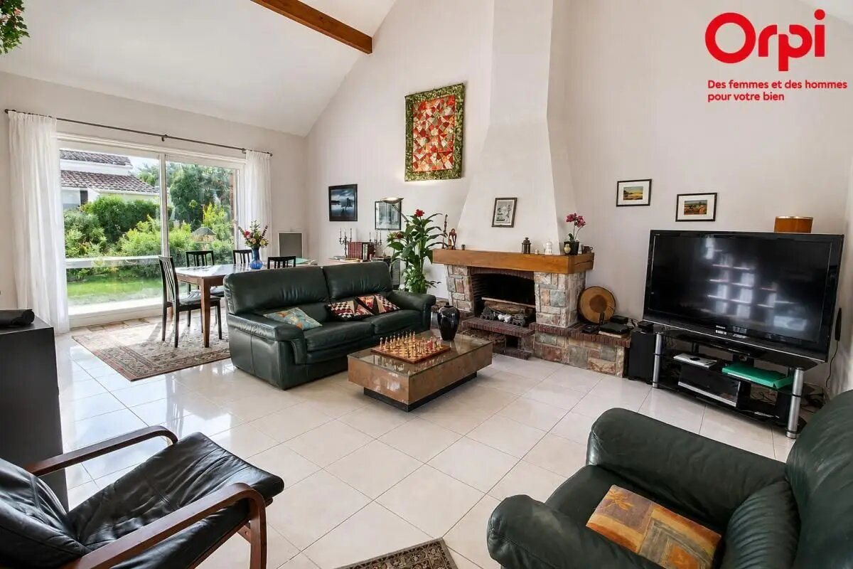 Maison à vendre, 110m², Montigny-le-Bretonneux