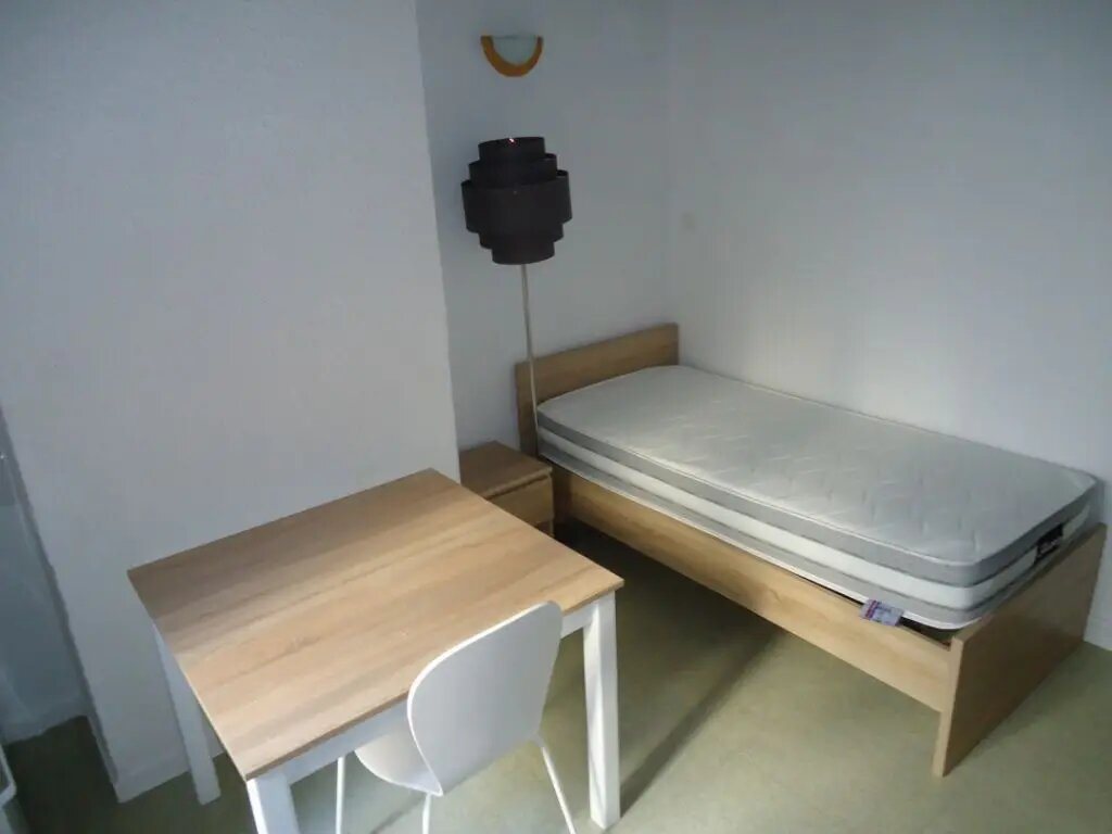 Appartement à louer, 13m², Compiègne