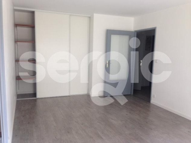 Appartement à louer, 43m², Compiègne