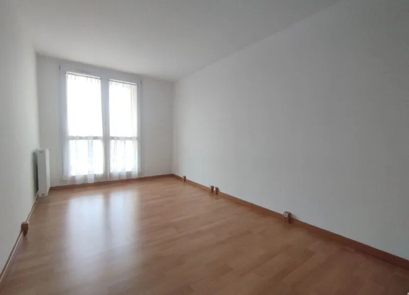 Appartement à louer, 67m², Compiègne