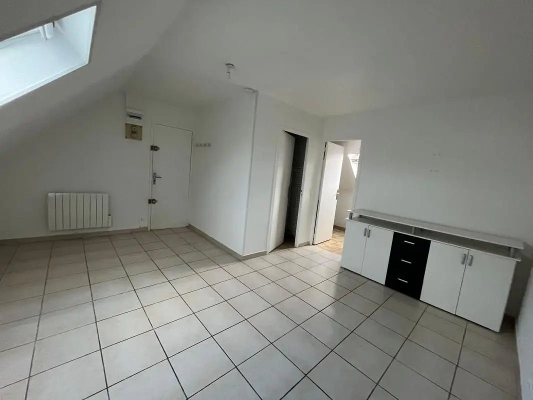 Appartement à louer, 22m², Cuise-la-Motte