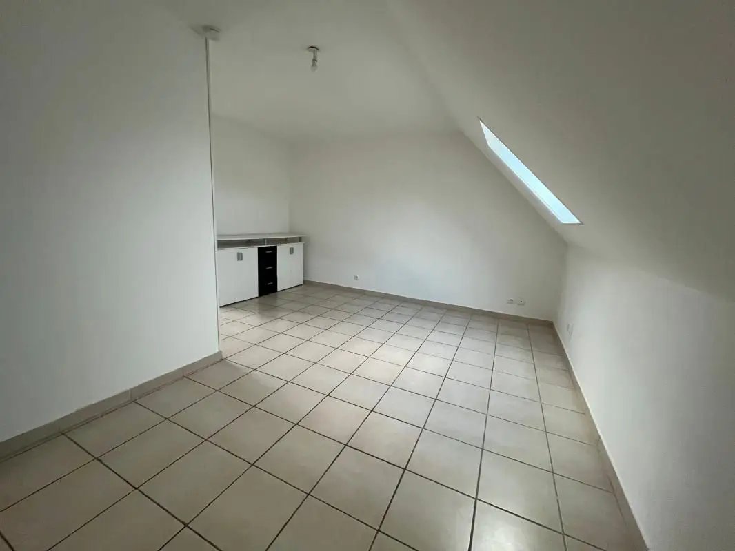 Appartement à louer, 22m², Cuise-la-Motte