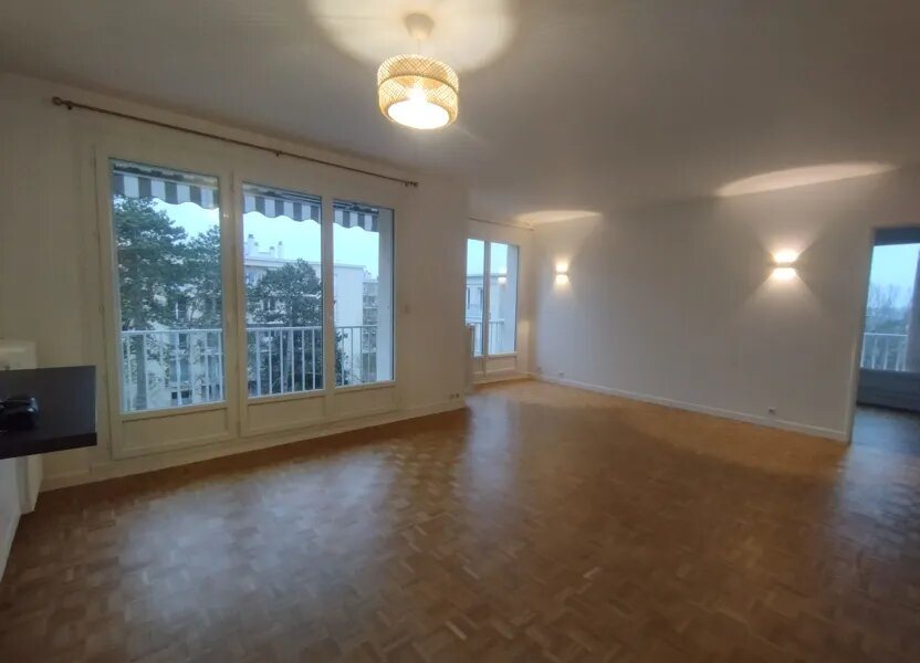 Appartement à louer, 77m², Compiègne