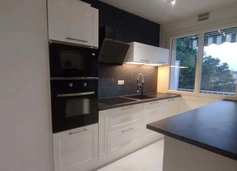 Appartement à louer, 77m², Compiègne