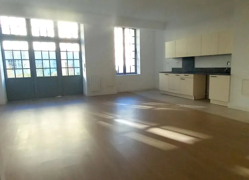 Appartement à louer, 83m², Compiègne