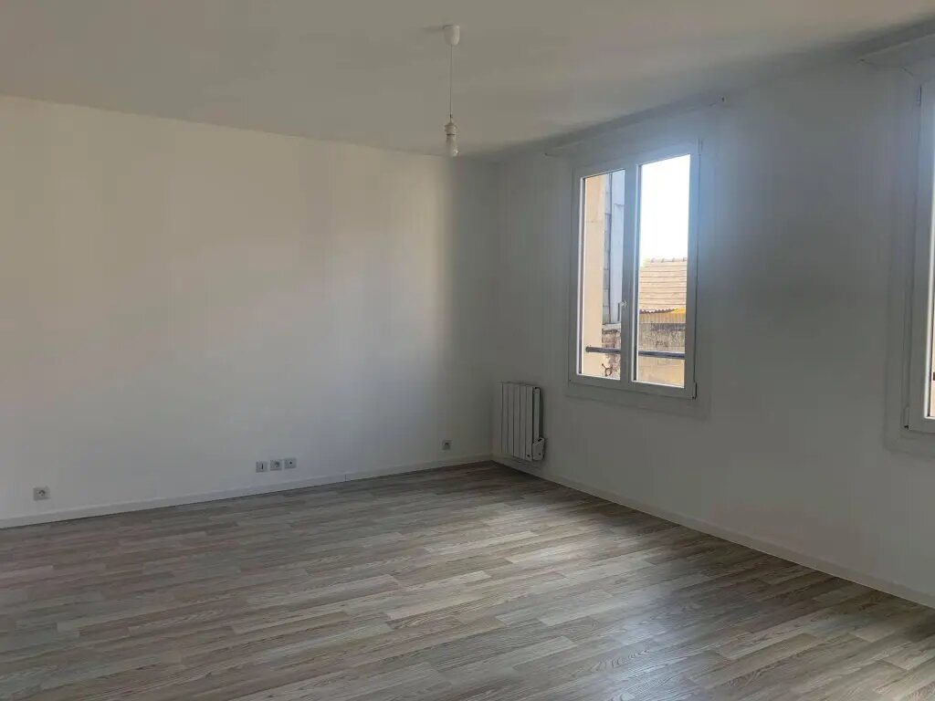 Appartement à louer, 28m², Compiègne