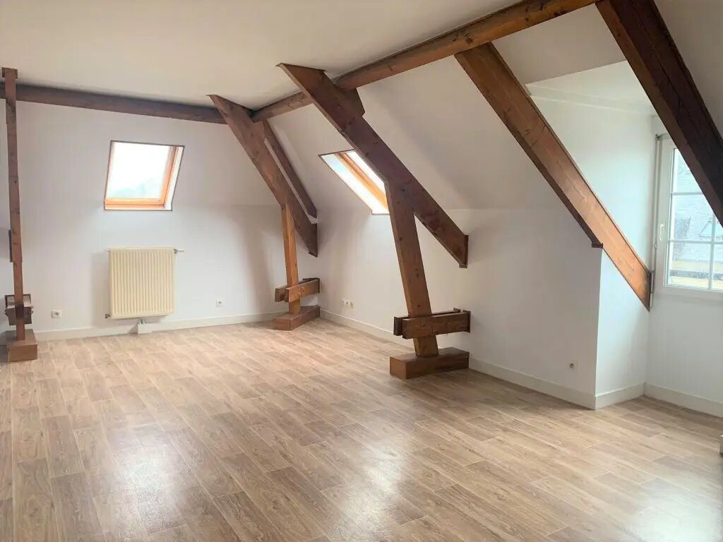 Appartement à louer, 60m², Compiègne
