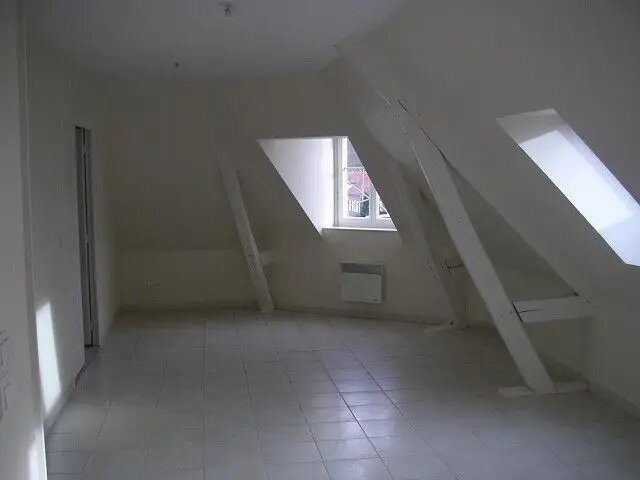 Appartement à louer, 72m², Cuise-la-Motte