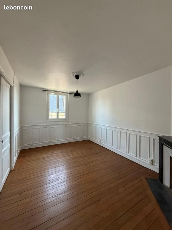 Appartement à louer, 47m², Compiègne