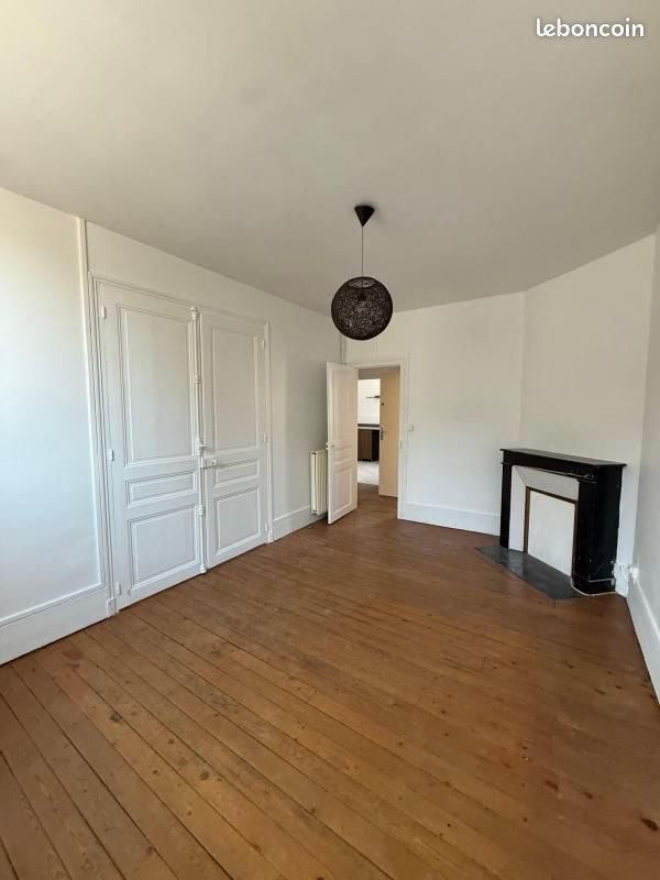 Appartement à louer, 47m², Compiègne