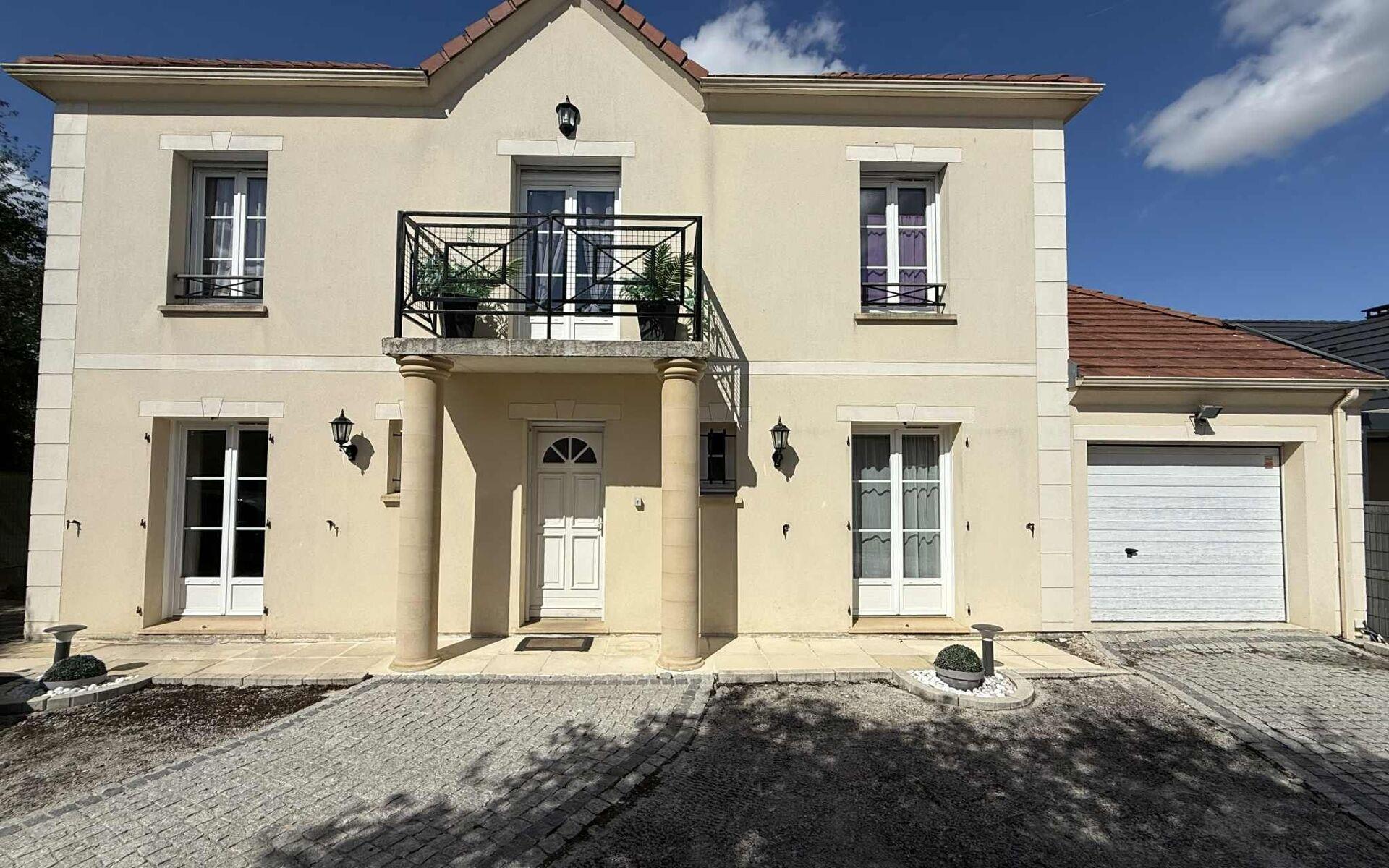 Maison à vendre, 140m², Estrées-Saint-Denis