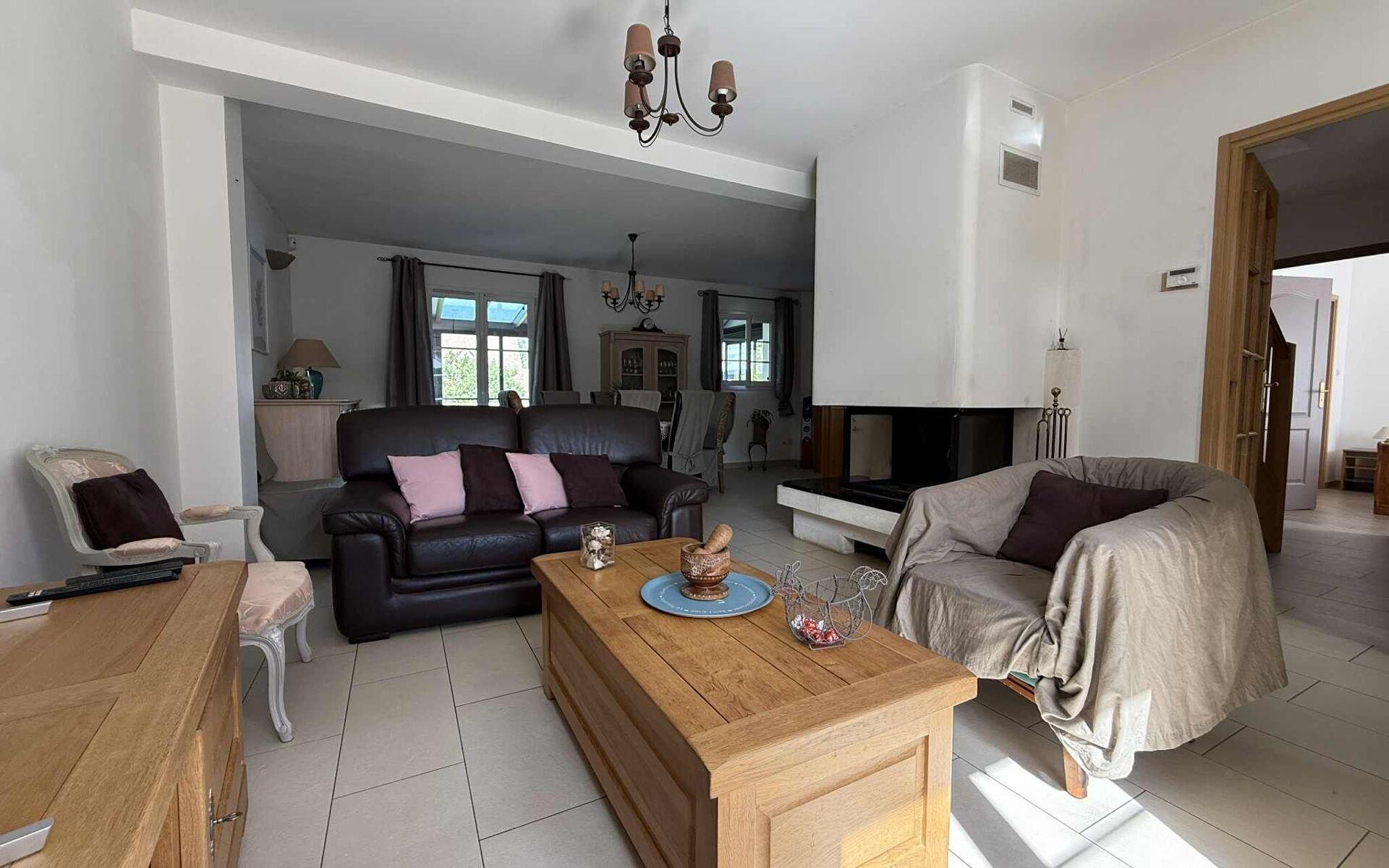 Maison à vendre, 140m², Estrées-Saint-Denis