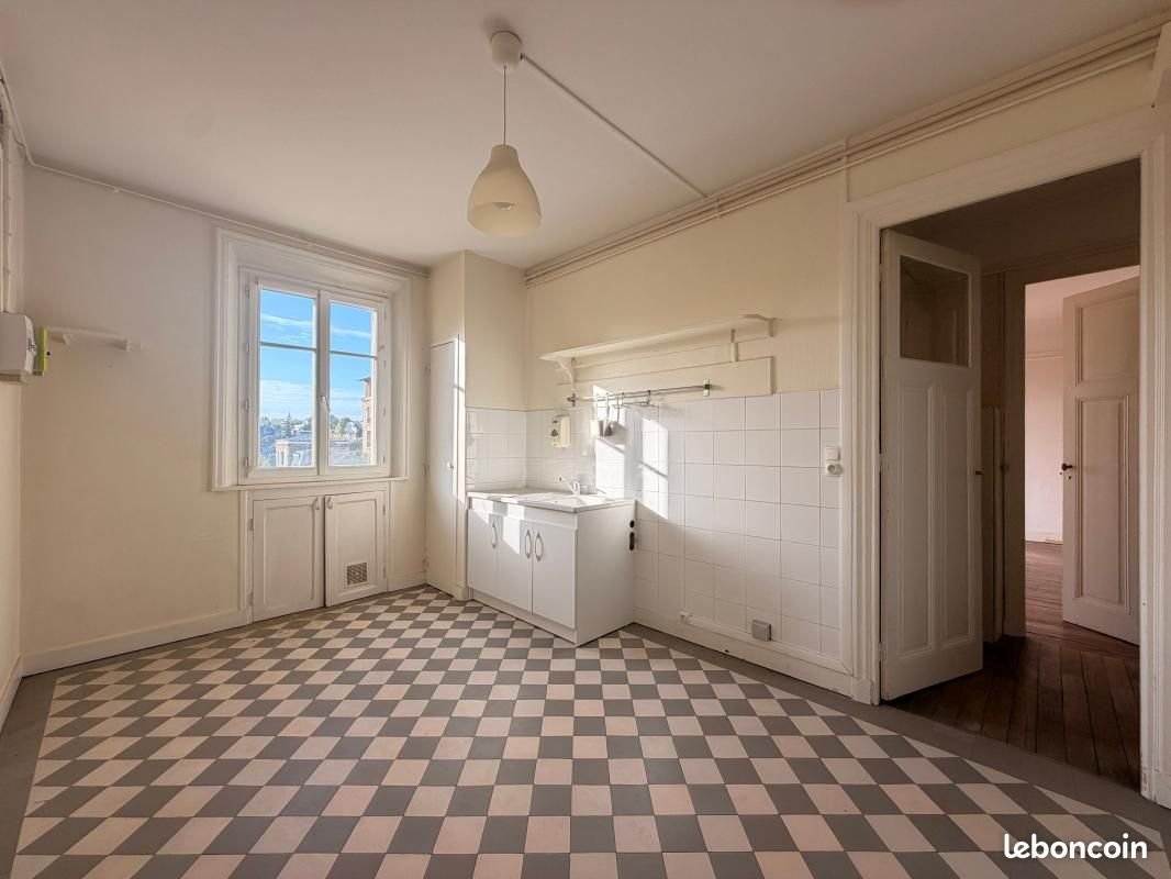 Appartement à vendre, 82m², Compiègne