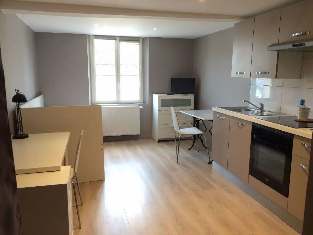 Appartement à louer, 20m², Compiègne