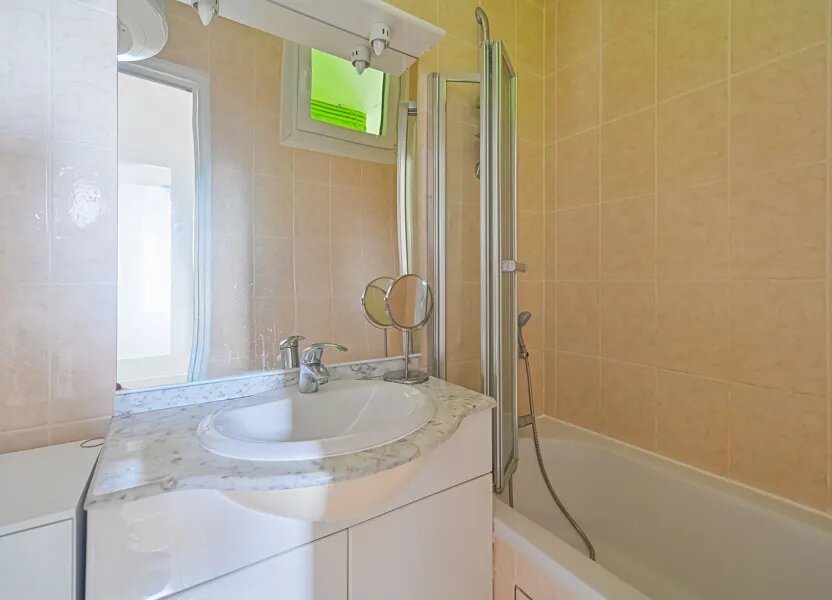 Appartement à louer, 32m², Clichy