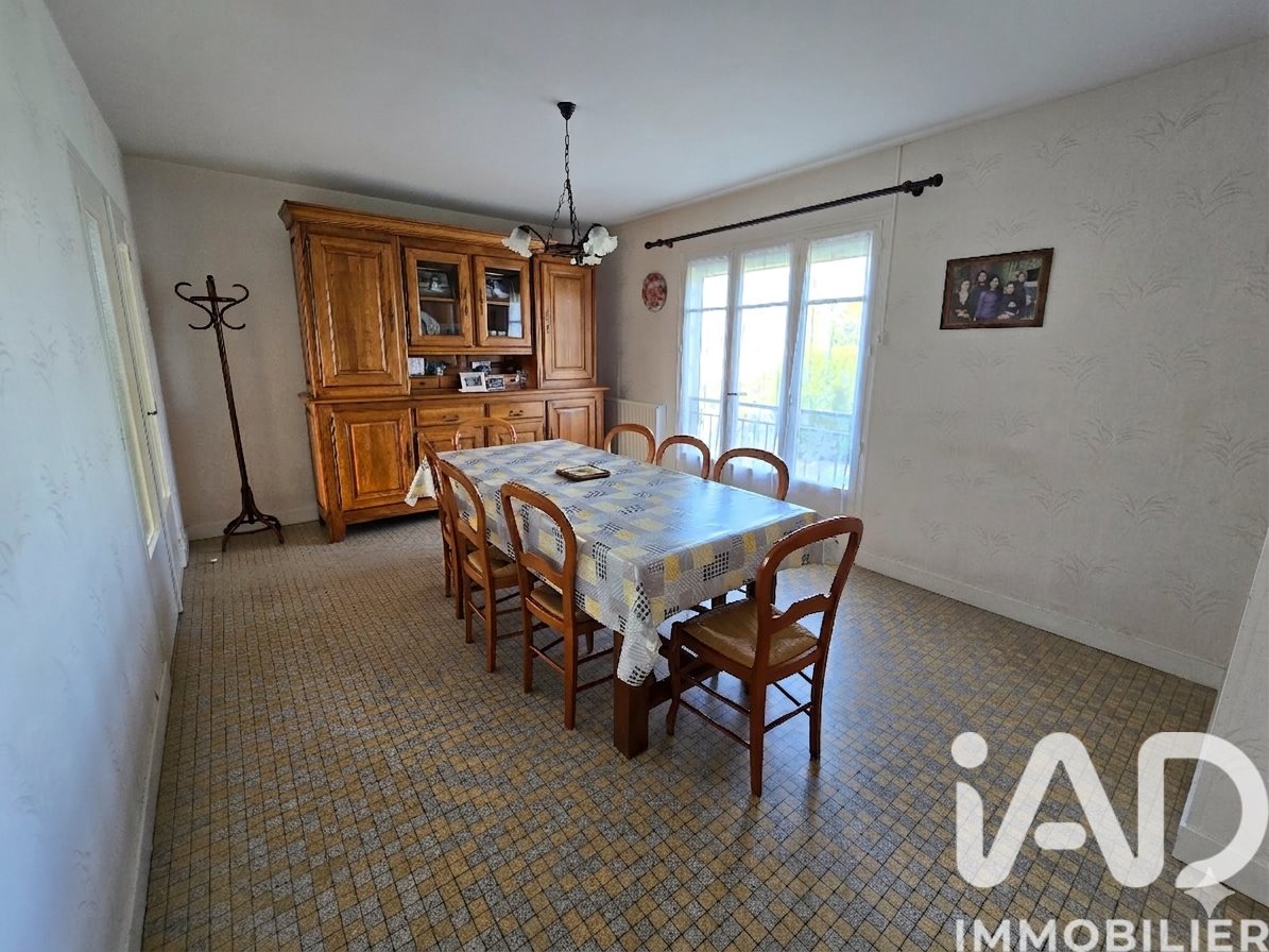 Maison à vendre, 94m², Saint-Genou