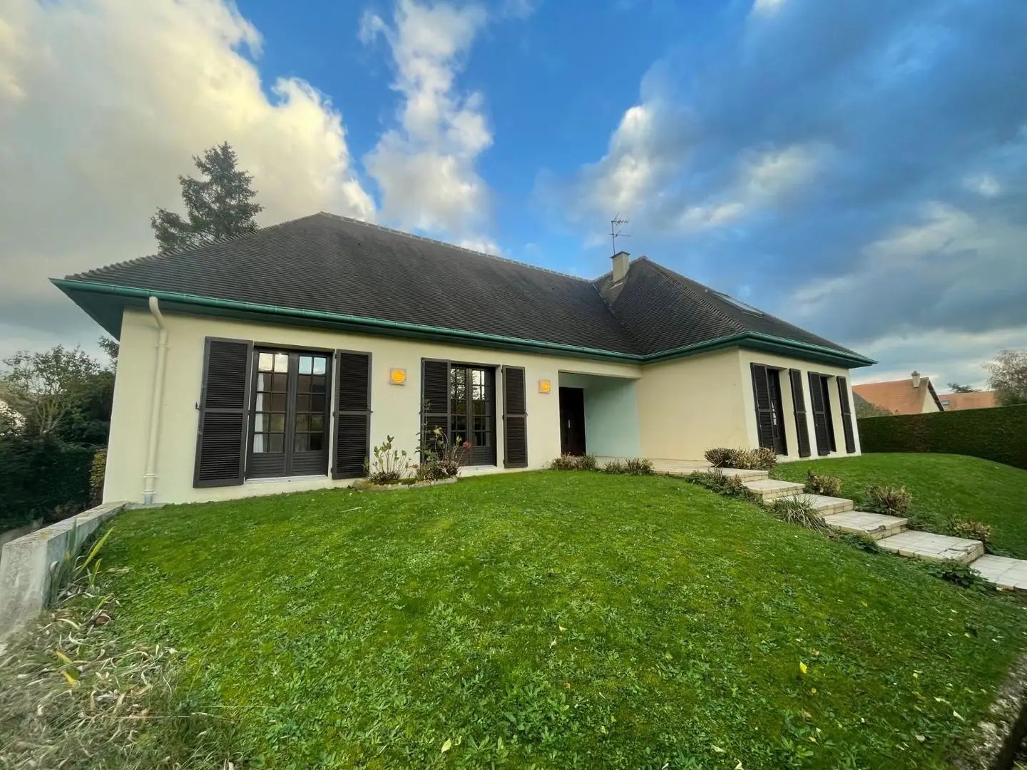 Maison à vendre, 210m², Biéville-Beuville