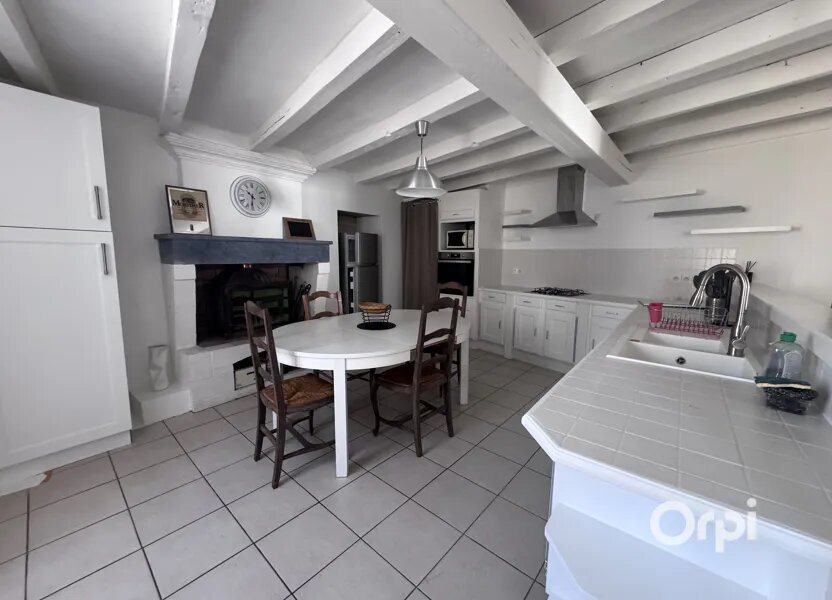 Maison à louer, 115m², Soulignonne