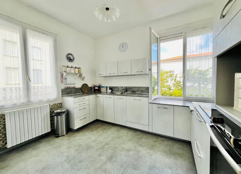 Appartement à vendre, 78m², Royan