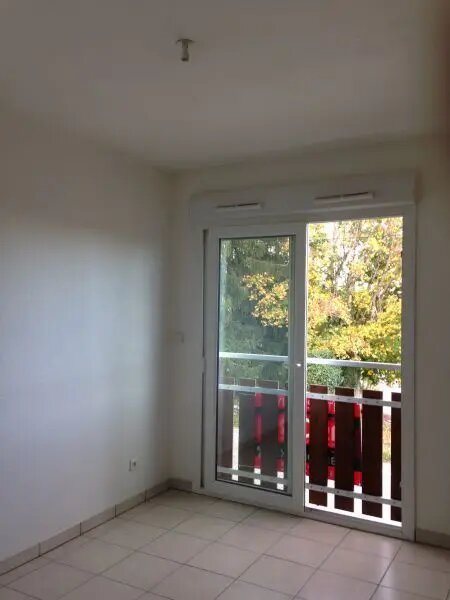 Appartement à louer, 27m², Gex