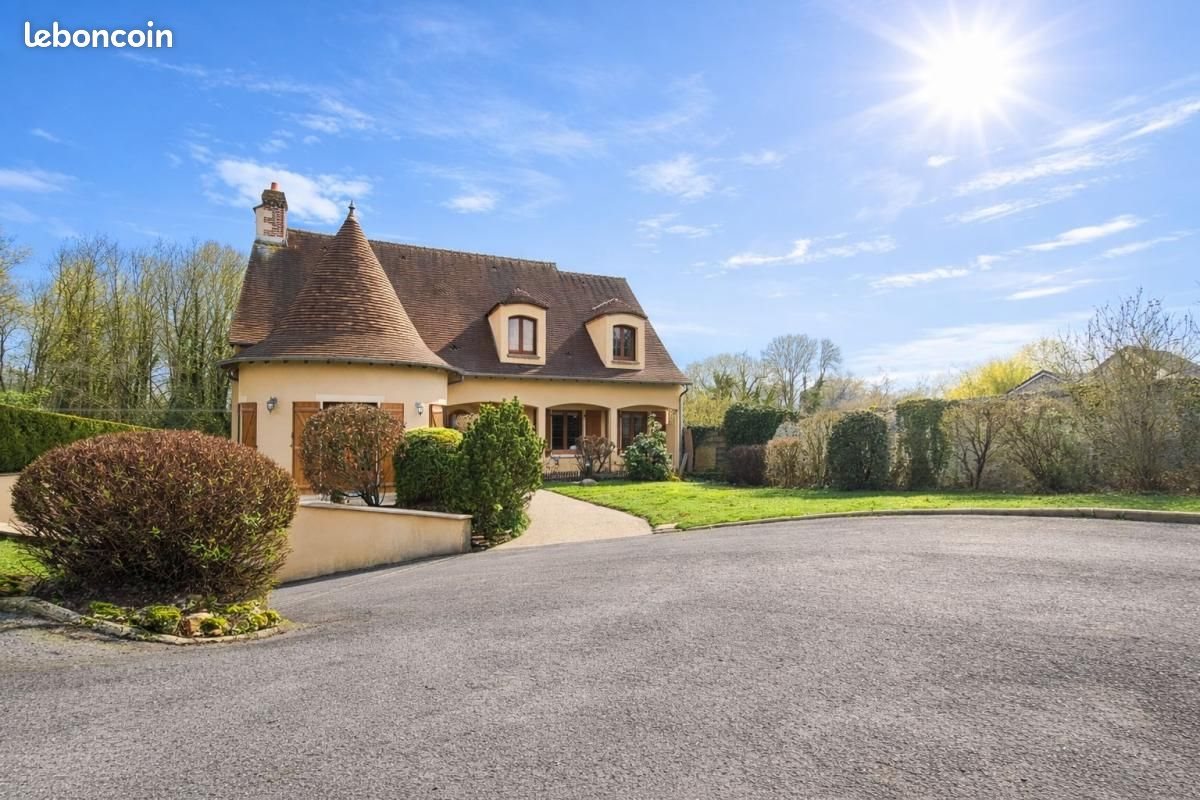 Maison à vendre, 243m², Rebais